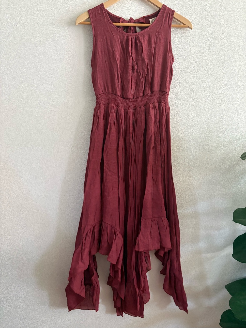Gemma Dress Joyfolie Sleeveless Ruffled High-Low Dress in Mesa Rose NWT